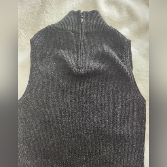 EUC Dress Barn black beaded/mesh mock turtle neck sleeveless Small - Picture 5 of 5